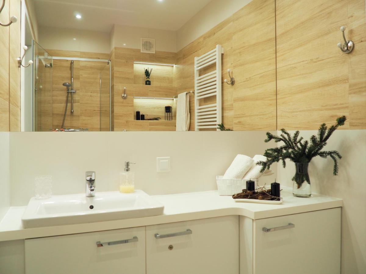 Apartament Montana คาร์ปัตซ์ ภายนอก รูปภาพ
